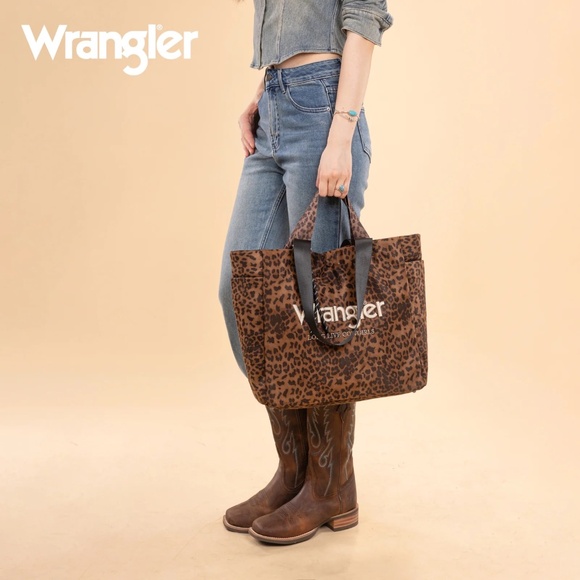Wrangler Leopard Print Large Tote/Crossbody Brown - Picture 3 of 9